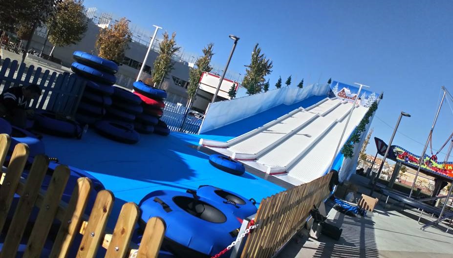 Tobogán Hielo Jaén 24h