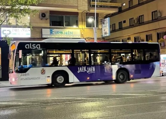 autobús nocturno jaén