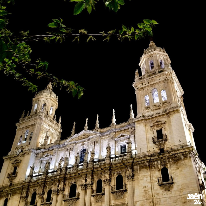 Plaza de santa María Jaén24h