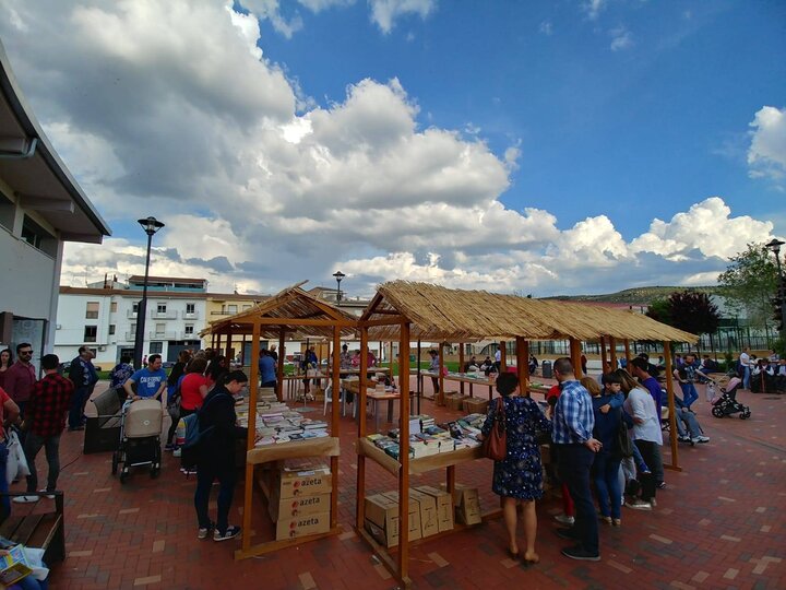 Así se presenta el Día del Libro en Huelma Jaén24h