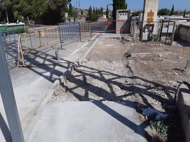 Obras en el acerado entre Avenida Granada y La Victoria Jaén24h