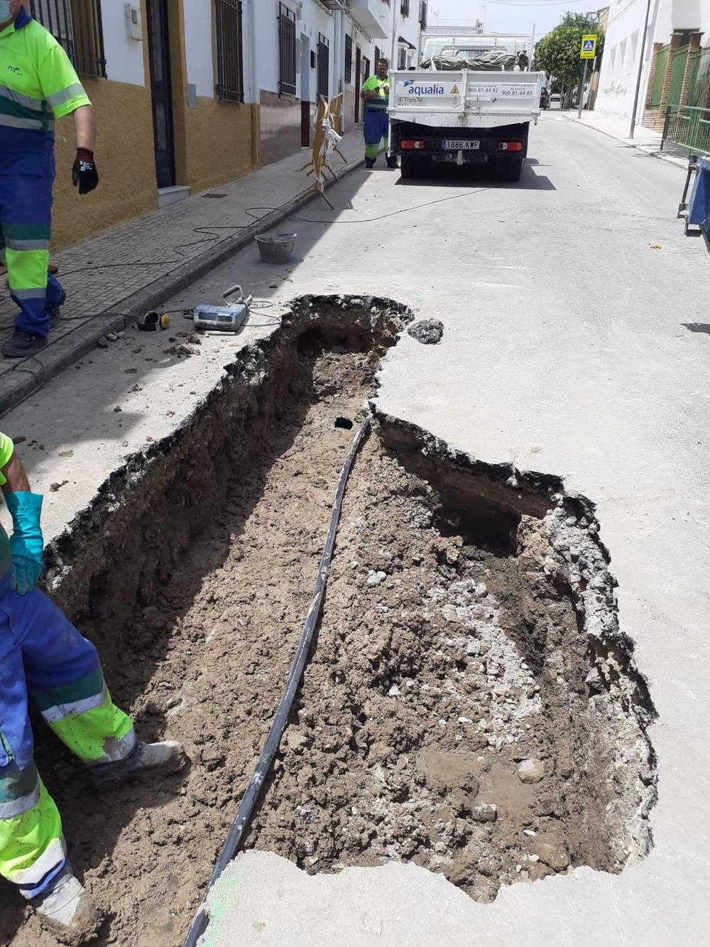 obras de saneamiento en calle Infanta Isabel Jaén24h