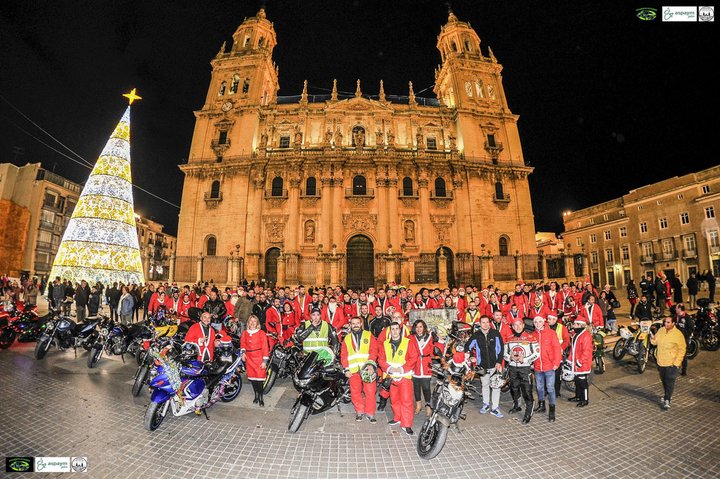 III Papanoelada Solidaria de Jaén Jaén24h