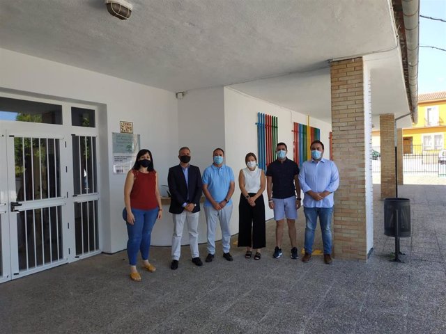 profesionales de limpieza para los centros educativos Jaén24h