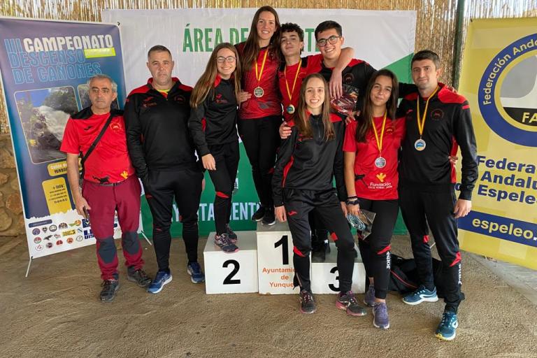 Deportistas_del_G.E.V._participantes_en_el_evento_nacional_2_Jaén24h