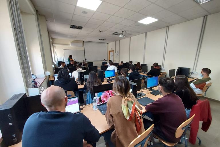 «Aprende con la Empresa» en el IES Virgen del Carmen