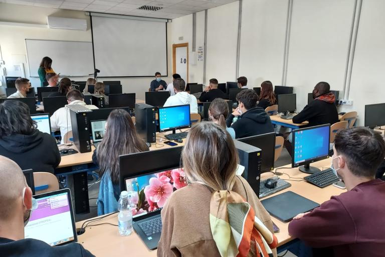 «Aprende con la Empresa» en el IES Virgen del Carmen