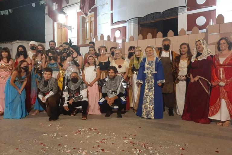 enganchadas por un hilo 2021