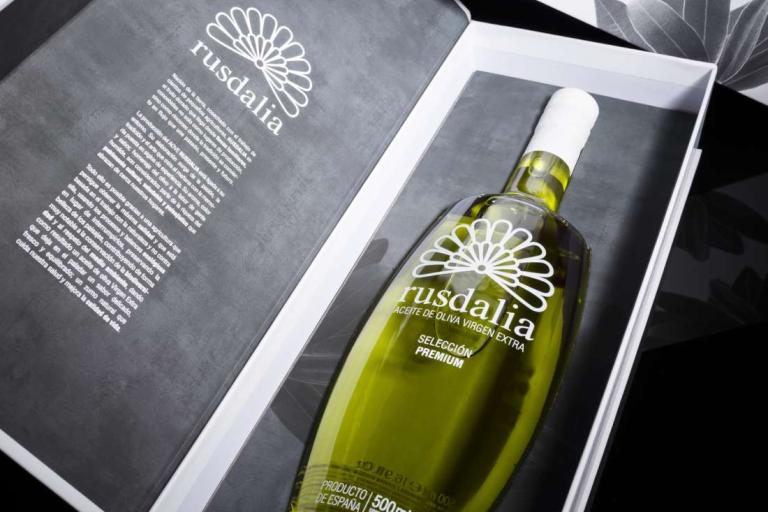 Estuche AOVE Rusdalia Premium 2021 500 ml